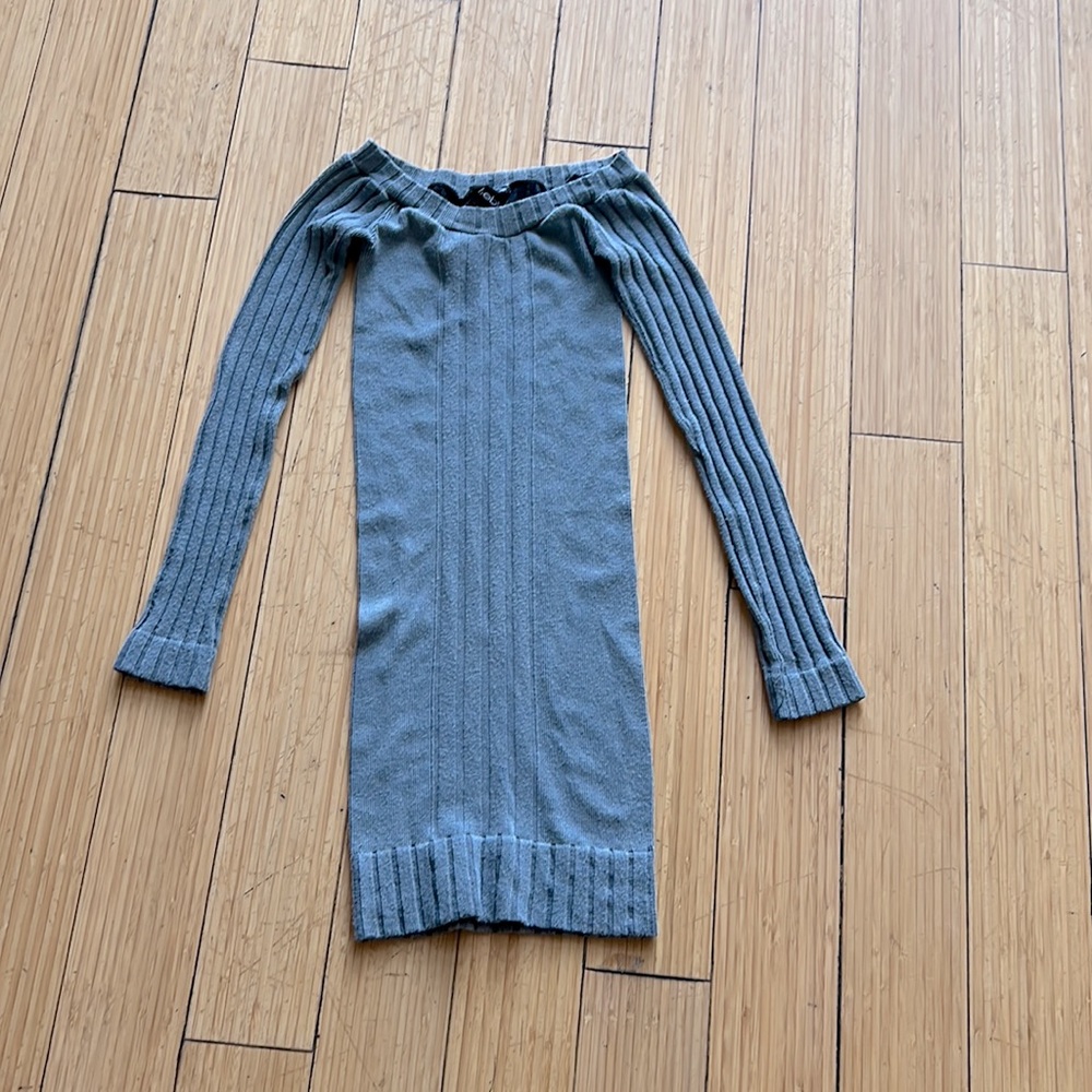 BEBE SWEATER DRESS, Size XS, off the shoulder super stretchy